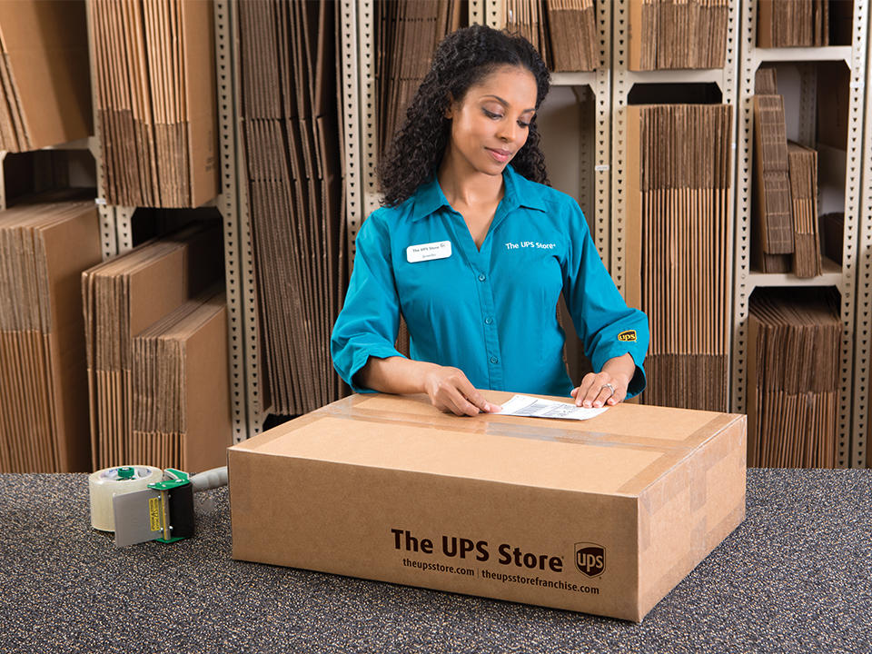 Moving and Packing Supplies That Keep Items Safe